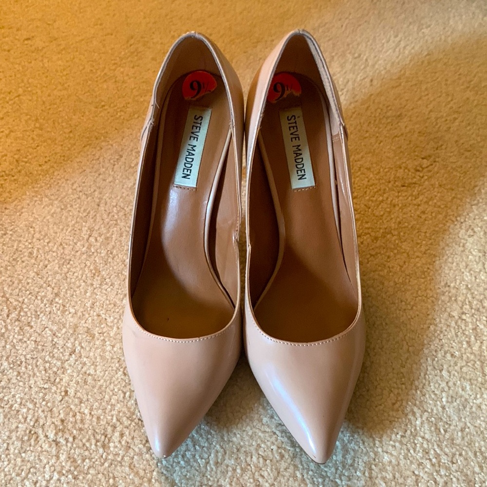 Steve Madden Patton, beige heels